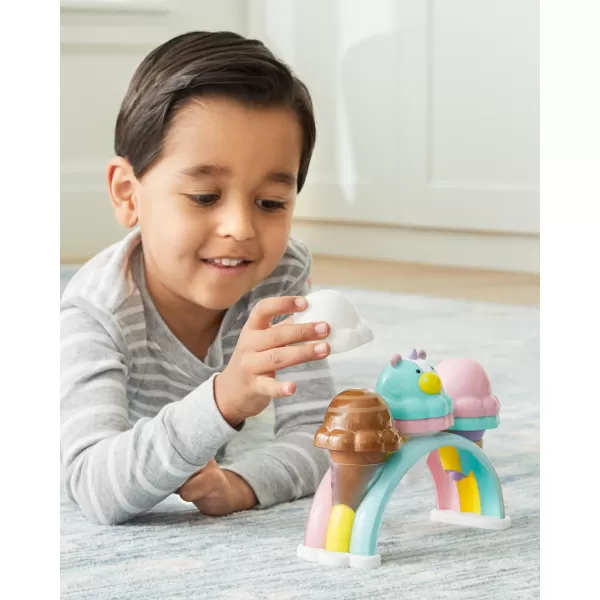 Skip Hop ZOO Zmrzlinová souprava stohovací s měnícími se barvami Sweet Scoops 2r +