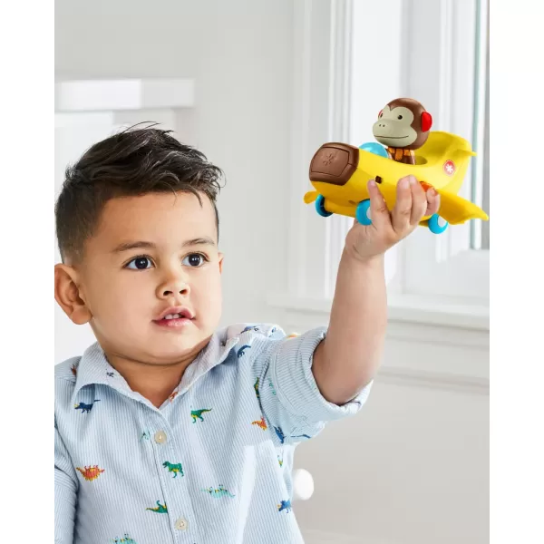 SKIP HOP Zoo Hračka letadlo banán 2r+