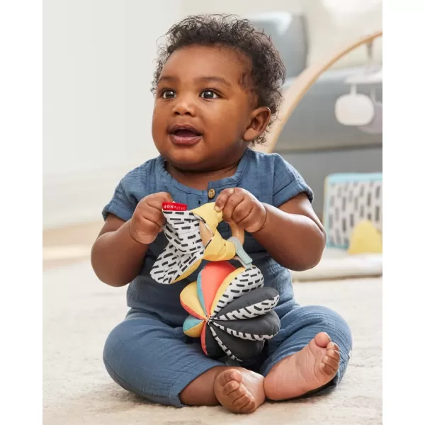 SKIP HOP Hračka aktivní na C kroužku Discoverosity 3v1 Montessori 0m+